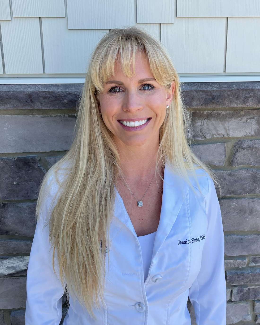 Dr. Jessica Sinick Smiling | sinick Family Dental | Medina, OH